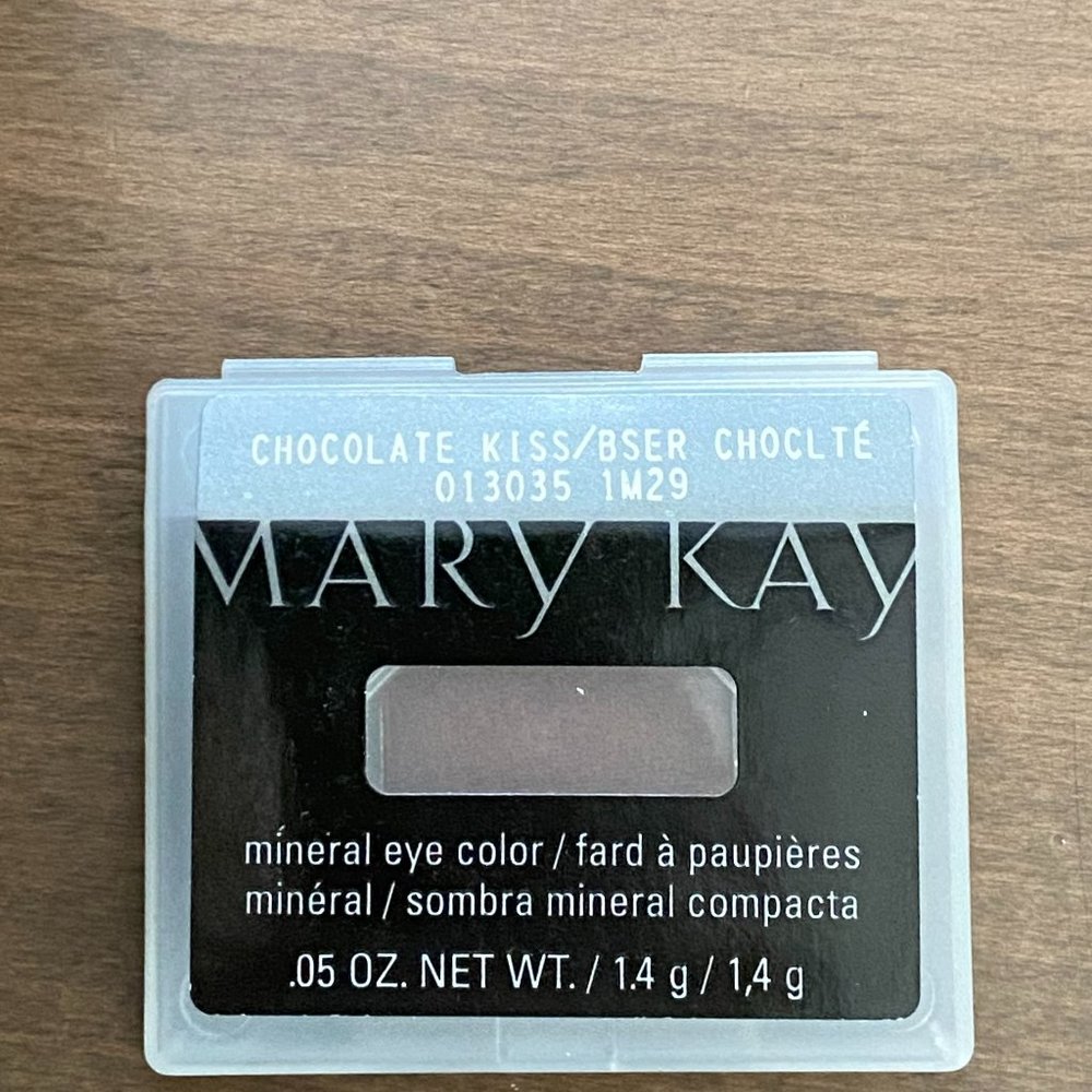 Mary Kay Mineral Eye Color - Chocolate Kiss 013035 .05 oz